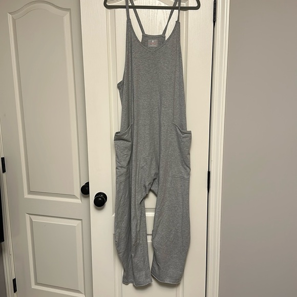 FP Movement by Free People Pants - Free People Movement Hot Shot Onesie NWT *M*